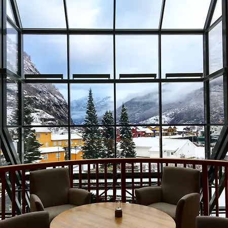 Ξενοδοχείο Fretheim 4*